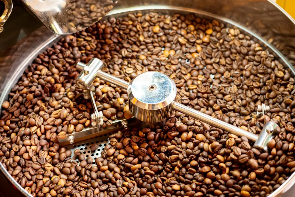 Illustrative coffee photo (not the Aillio Bullet R2)